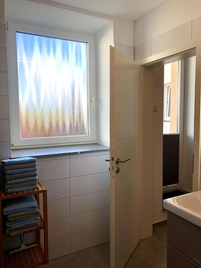 Erdgeschoss-Appartement Mit Seeterasse Ahrensbok Eksteriør bilde