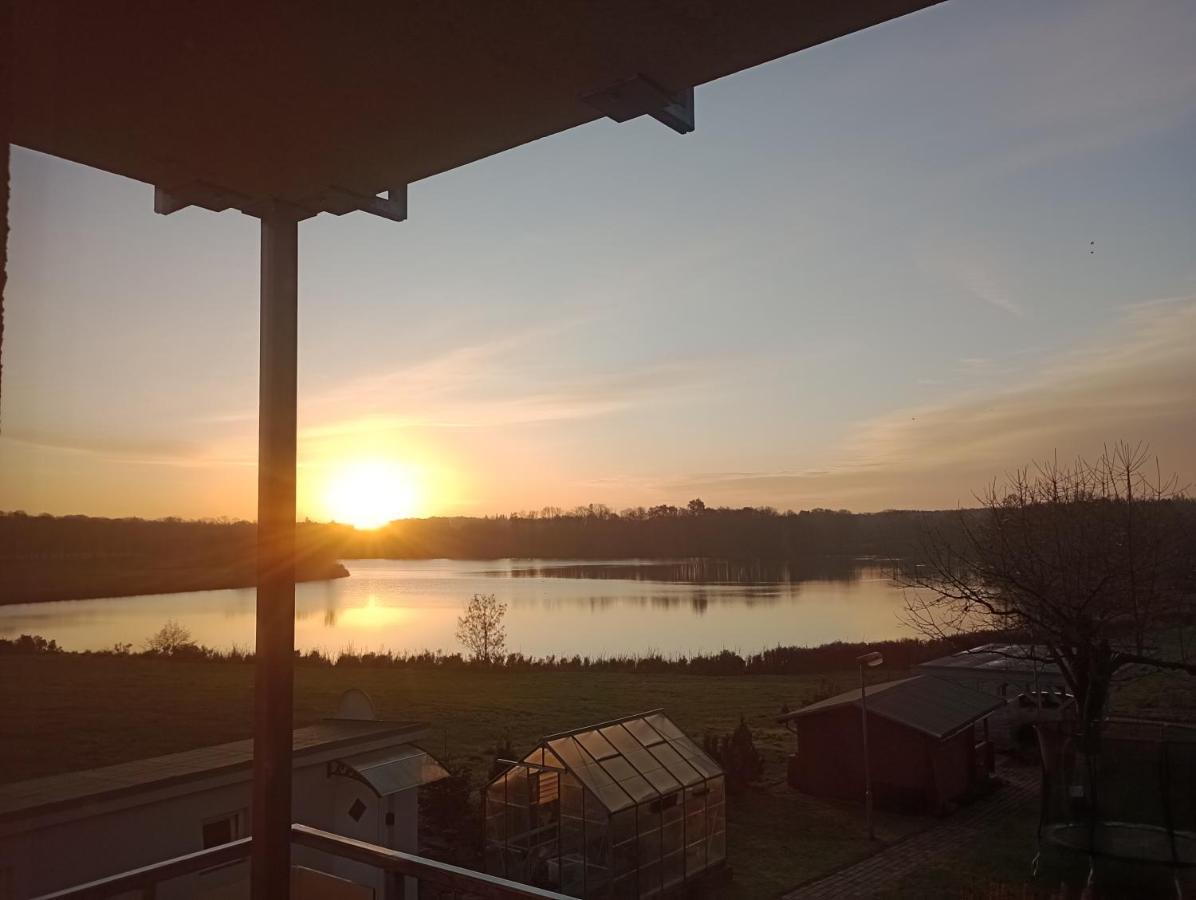 Erdgeschoss-Appartement Mit Seeterasse Ahrensbok Eksteriør bilde