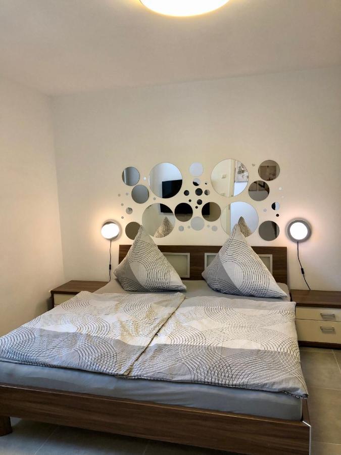 Erdgeschoss-Appartement Mit Seeterasse Ahrensbok Eksteriør bilde