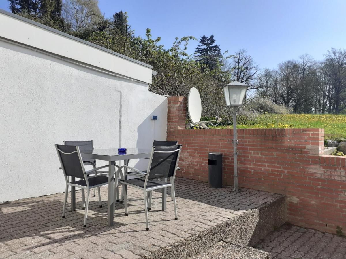 Erdgeschoss-Appartement Mit Seeterasse Ahrensbok Eksteriør bilde